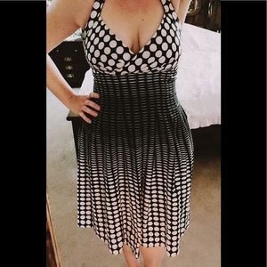 Vintage-insp. CK dress w unique polka dot pattern